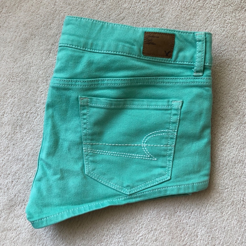 American eagle teal shorts